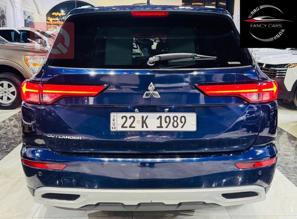 ميتسوبيشي اوتلاندر